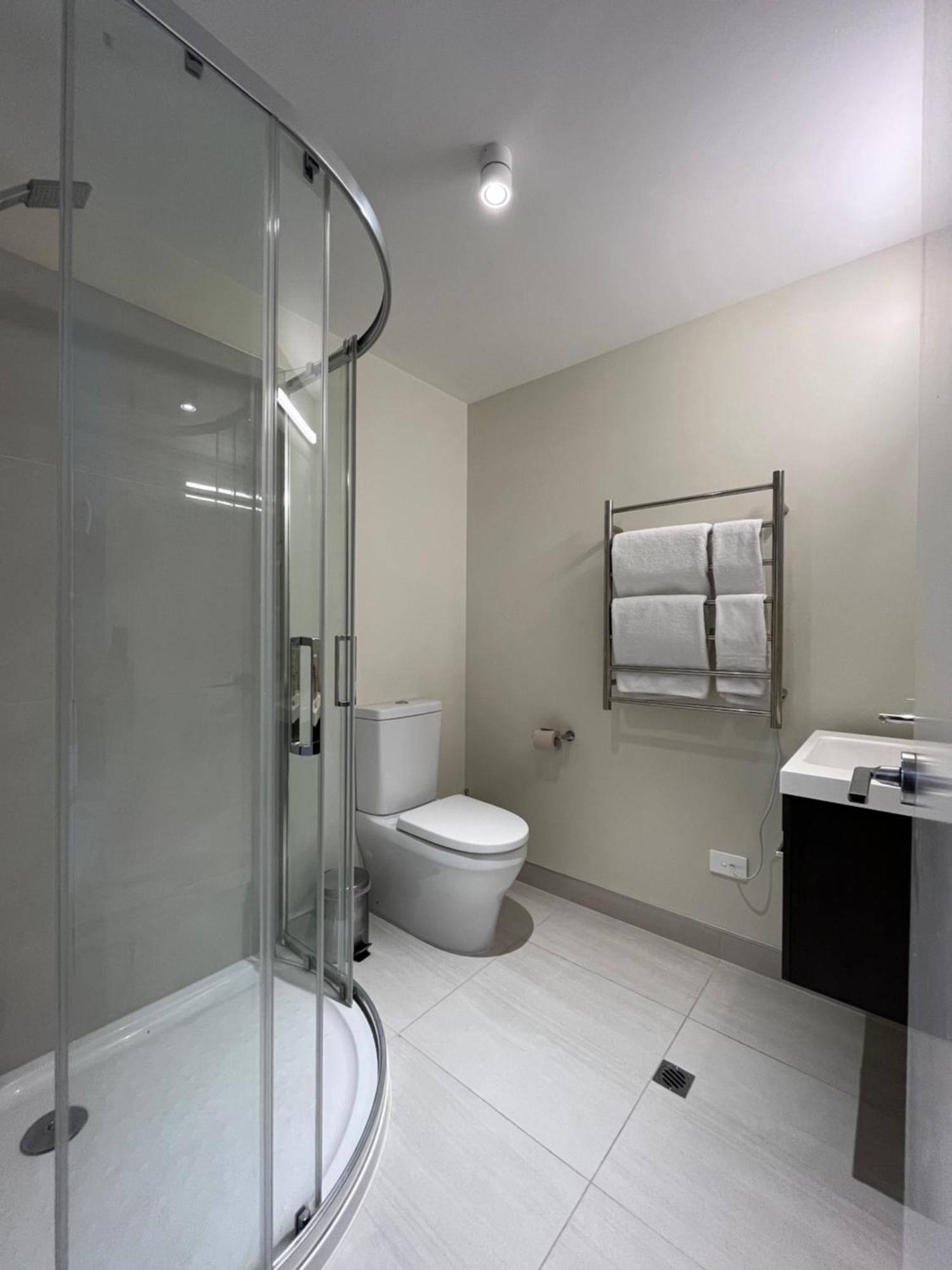Queenstown Studio - 5Mins To Airport - Aircond - Free Wifi - Walk To Centre Bagian luar foto