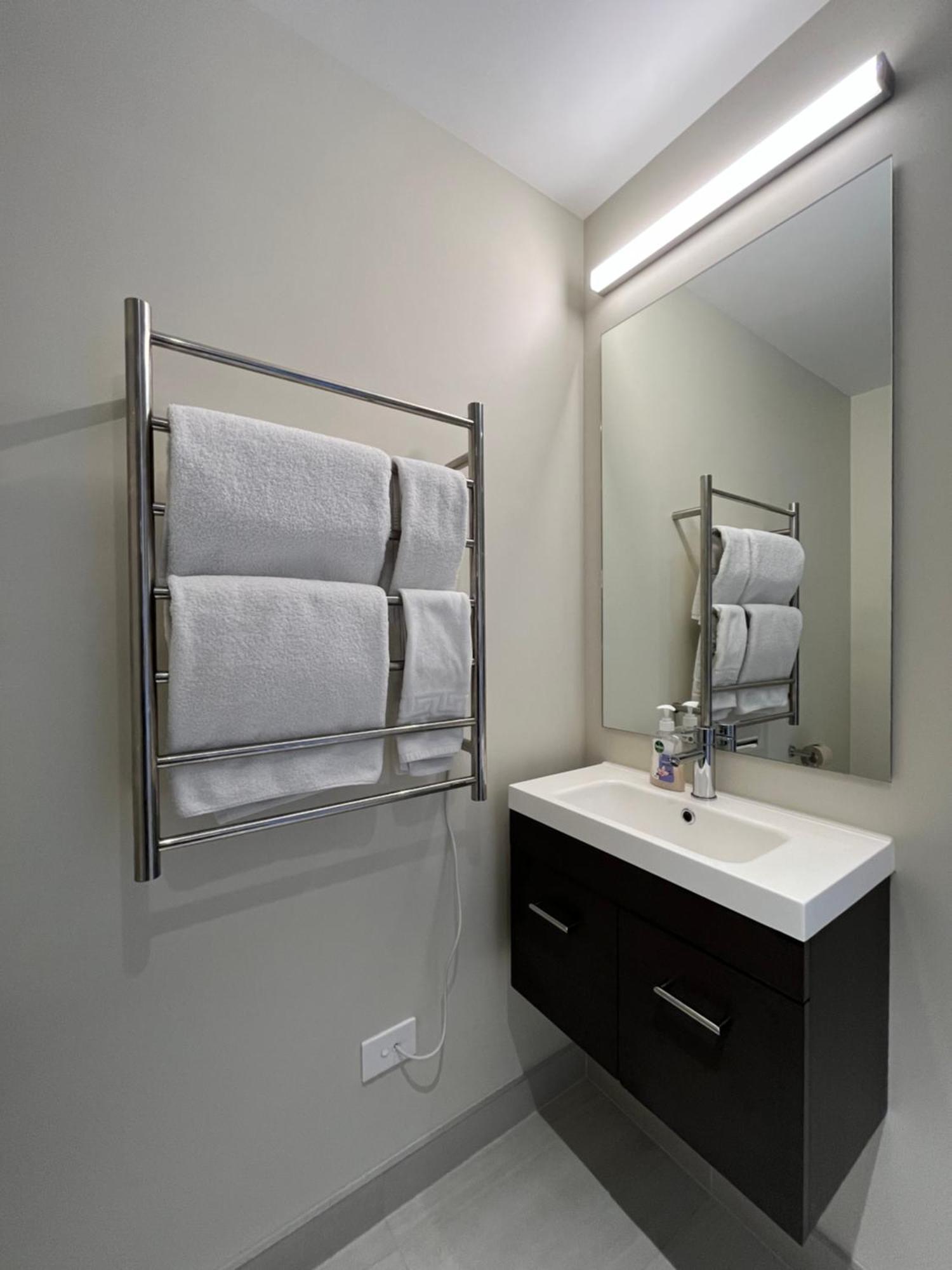 Queenstown Studio - 5Mins To Airport - Aircond - Free Wifi - Walk To Centre Bagian luar foto